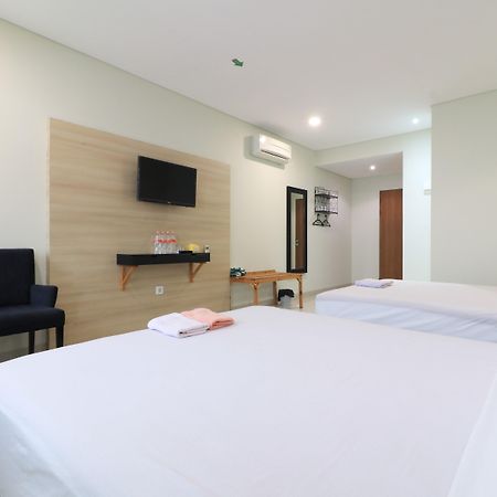 Locus Rooms Bandung Extérieur photo